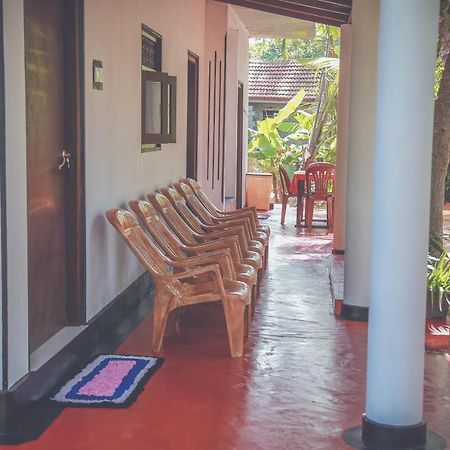 Hikka Surf Hostel Hikkaduwa Luaran gambar
