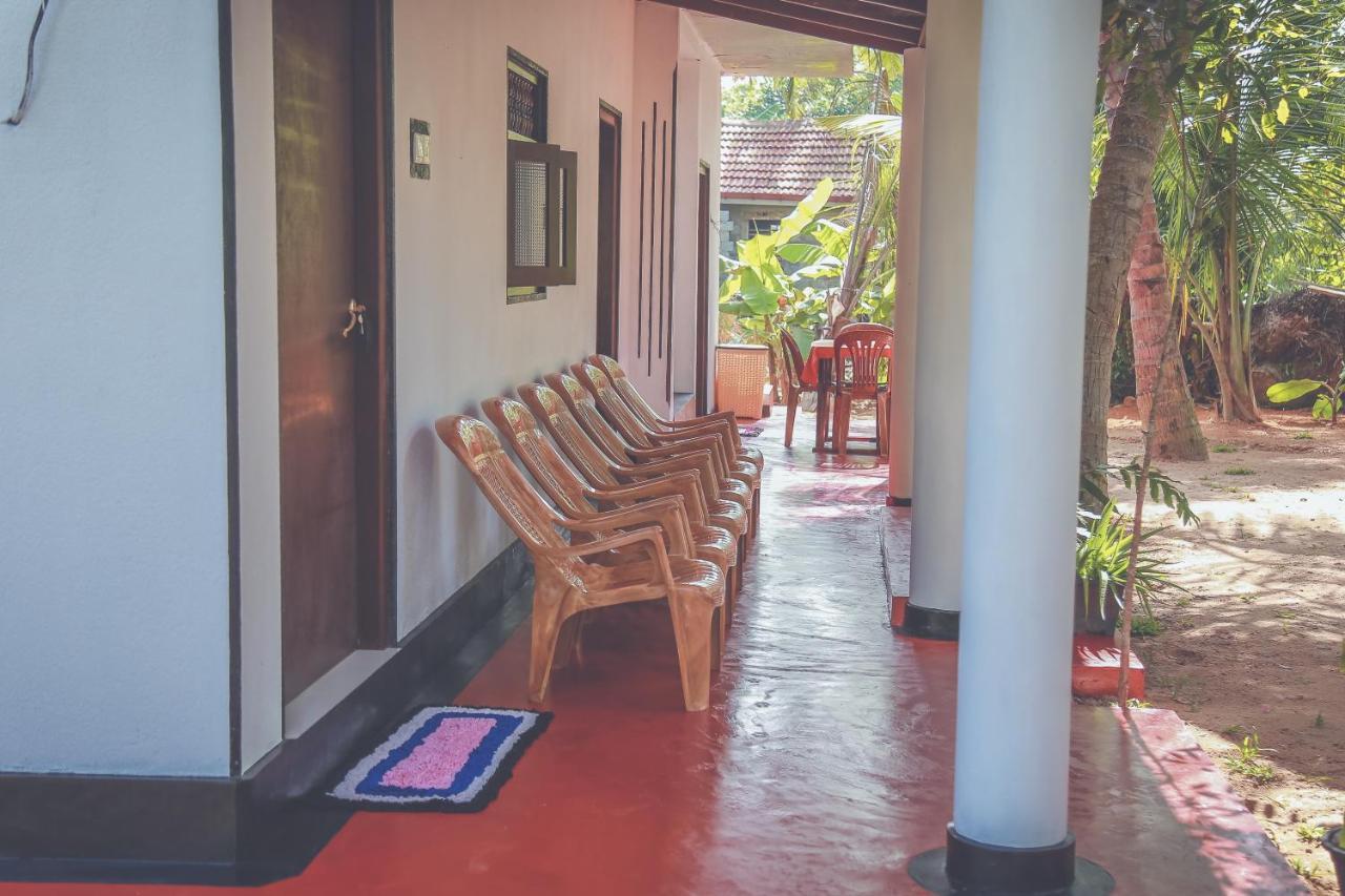 Hikka Surf Hostel Hikkaduwa Luaran gambar