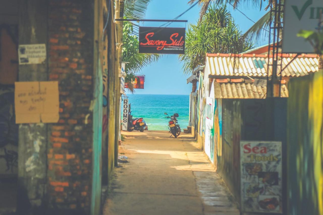 Hikka Surf Hostel Hikkaduwa Luaran gambar